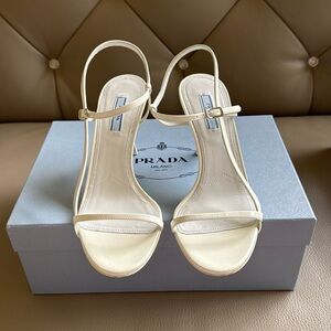 Prada elegant sandals